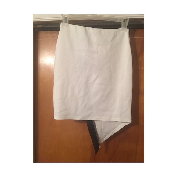 Skirt from BooHoo - Picture 2 of 6